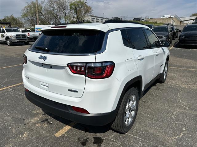 new 2025 Jeep Compass car, priced at $35,715