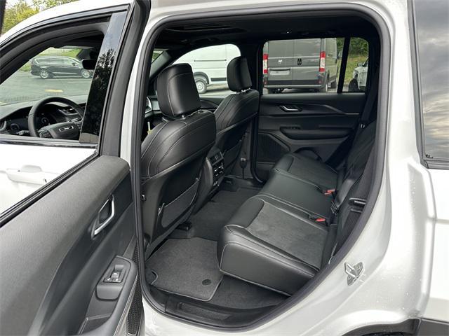new 2025 Jeep Grand Cherokee car, priced at $48,775