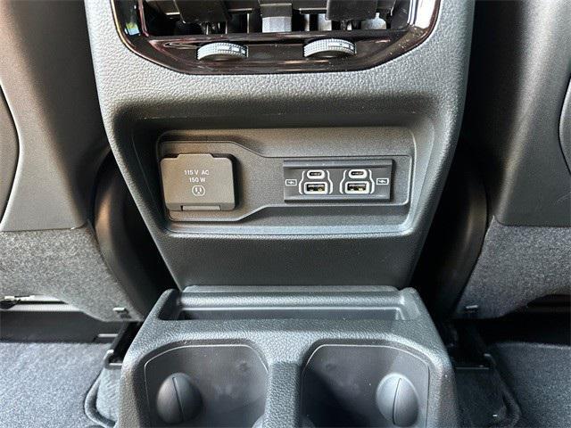 new 2025 Jeep Grand Cherokee L car, priced at $54,240