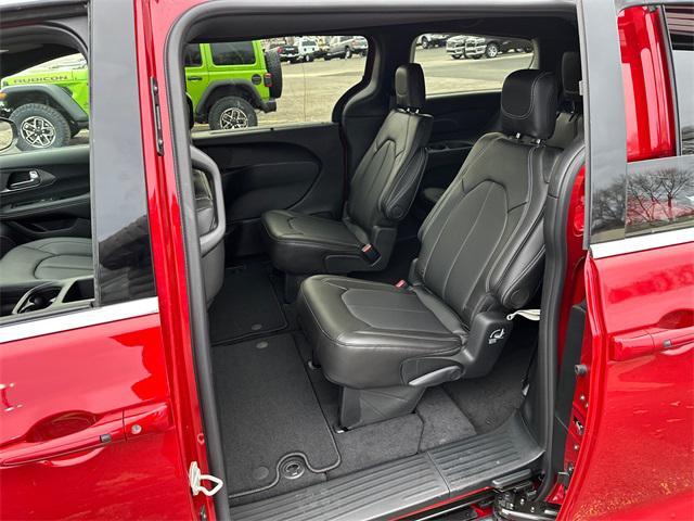 new 2025 Chrysler Voyager car, priced at $42,185