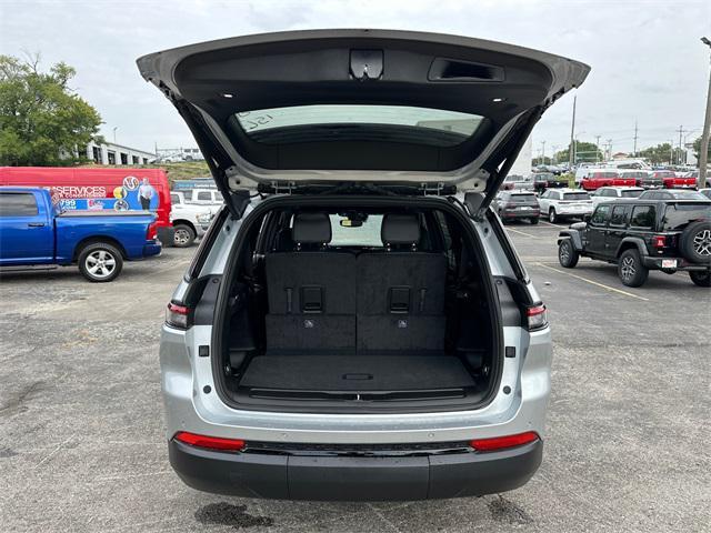 new 2024 Jeep Grand Cherokee L car, priced at $55,020