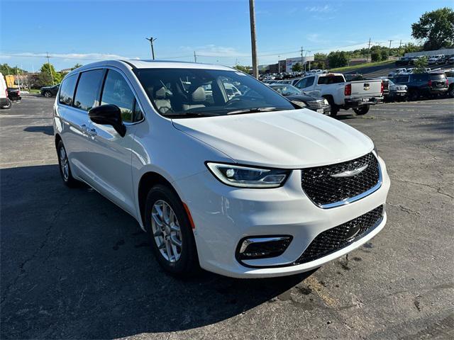 new 2025 Chrysler Pacifica car, priced at $48,615