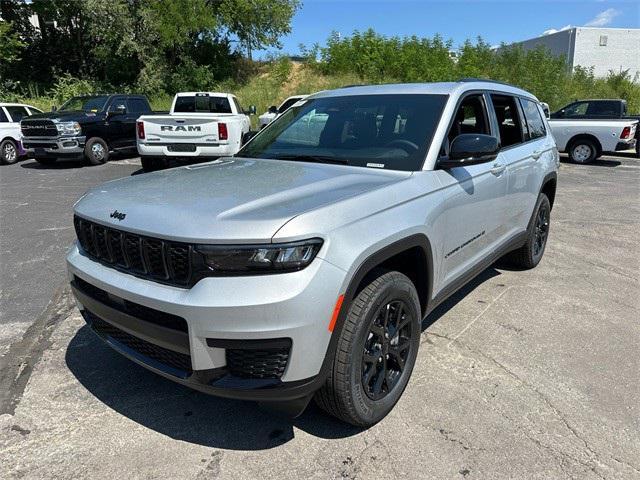 new 2025 Jeep Grand Cherokee L car, priced at $48,730