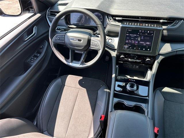 new 2025 Jeep Grand Cherokee L car, priced at $48,730