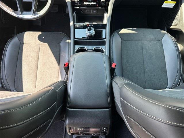 new 2025 Jeep Grand Cherokee L car, priced at $48,730