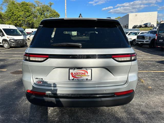 used 2023 Jeep Grand Cherokee car, priced at $34,430