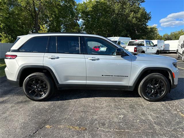 used 2023 Jeep Grand Cherokee car, priced at $34,430