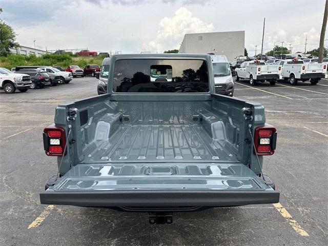 new 2025 Jeep Gladiator car, priced at $60,040