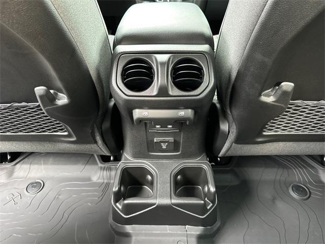 new 2025 Jeep Gladiator car, priced at $60,040