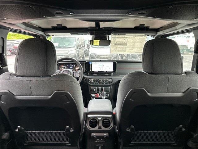 new 2025 Jeep Gladiator car, priced at $60,040