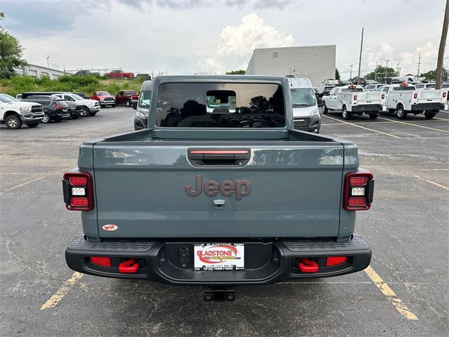new 2025 Jeep Gladiator car, priced at $60,040