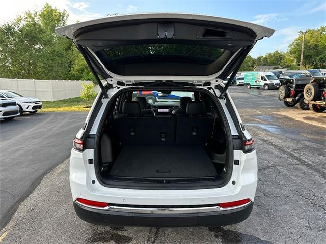 new 2024 Jeep Grand Cherokee car, priced at $54,840