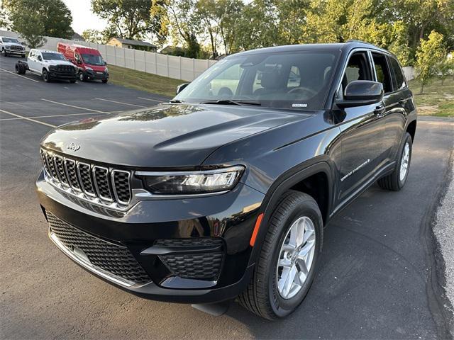 new 2025 Jeep Grand Cherokee car, priced at $44,170