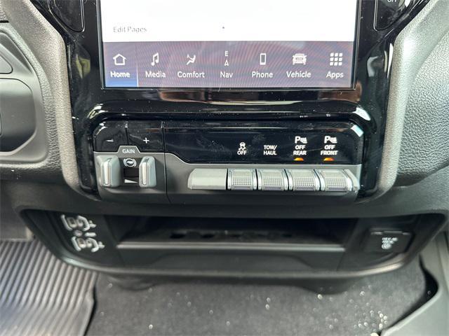 new 2025 Ram 2500 car, priced at $58,870