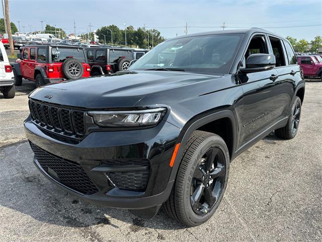 new 2024 Jeep Grand Cherokee car, priced at $49,175