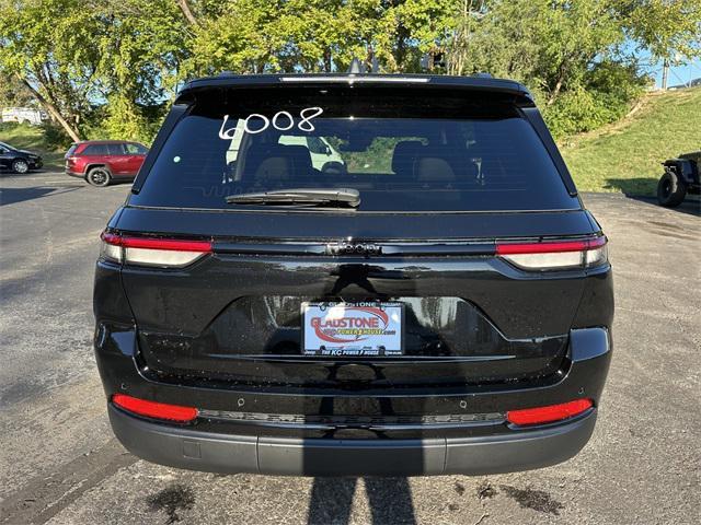 new 2025 Jeep Grand Cherokee car, priced at $49,370