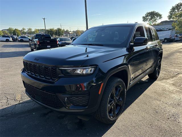 new 2025 Jeep Grand Cherokee car, priced at $49,370