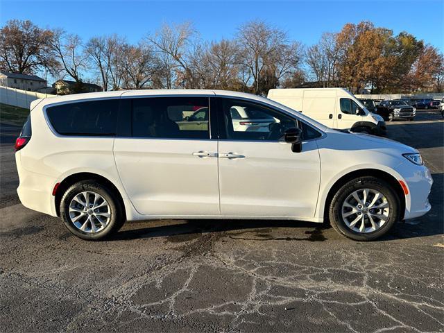 new 2025 Chrysler Pacifica car, priced at $49,035