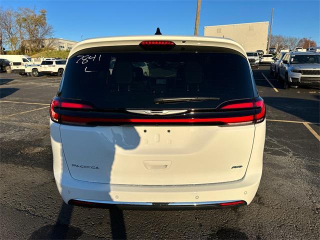 new 2025 Chrysler Pacifica car, priced at $49,035