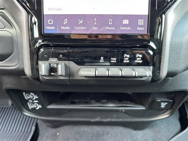 new 2025 Ram 2500 car, priced at $58,625