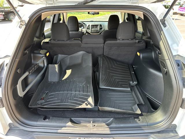 used 2016 Jeep Cherokee car, priced at $9,800