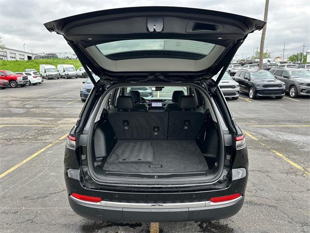 used 2022 Jeep Grand Cherokee car, priced at $31,980
