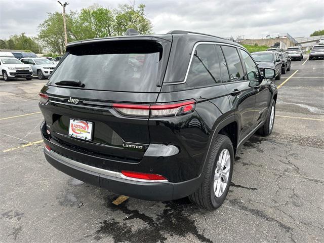 used 2022 Jeep Grand Cherokee car, priced at $31,980