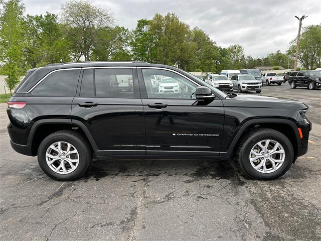 used 2022 Jeep Grand Cherokee car, priced at $31,980