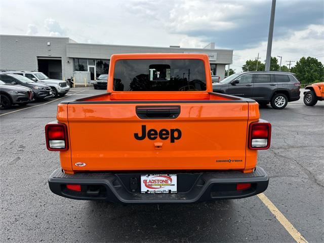 new 2025 Jeep Gladiator car, priced at $49,155