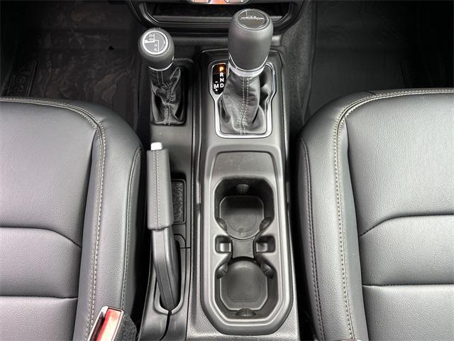 new 2025 Jeep Gladiator car, priced at $49,155