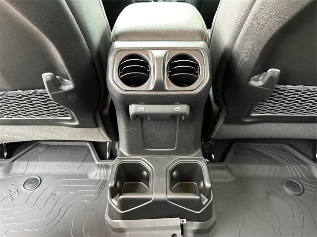 new 2025 Jeep Gladiator car, priced at $49,155