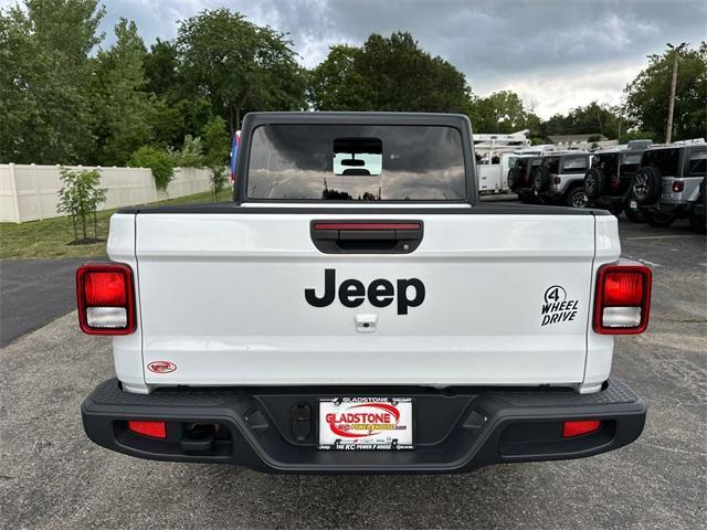 used 2021 Jeep Gladiator car, priced at $33,980