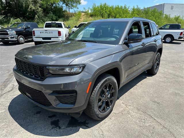 new 2025 Jeep Grand Cherokee car, priced at $47,725