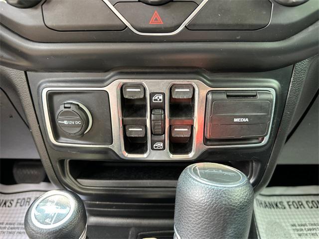 used 2021 Jeep Gladiator car, priced at $33,700