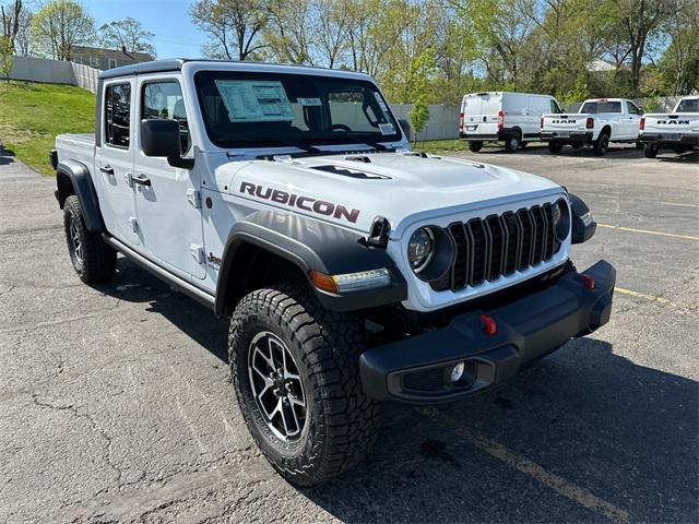 new 2025 Jeep Gladiator car, priced at $61,440