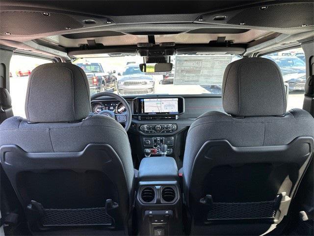 new 2025 Jeep Gladiator car, priced at $61,440