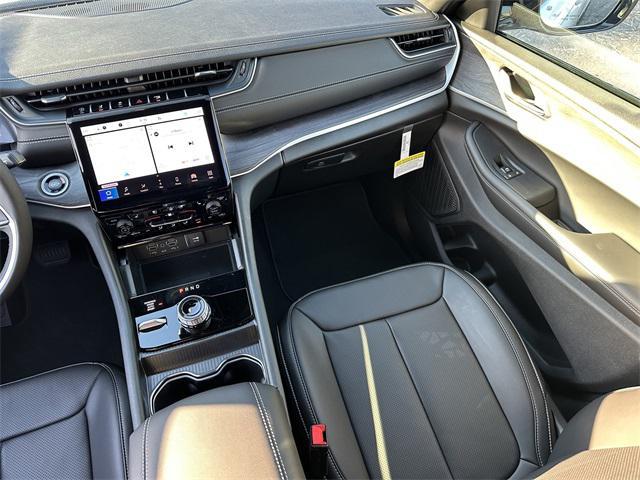 new 2025 Jeep Grand Cherokee L car, priced at $57,165