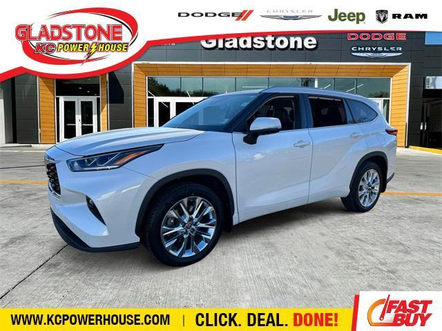 used 2021 Toyota Highlander car, priced at $34,800