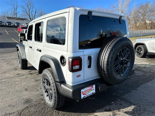 new 2025 Jeep Wrangler car, priced at $53,040