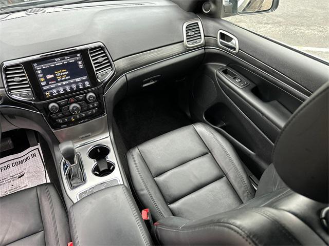 used 2022 Jeep Grand Cherokee car, priced at $31,647