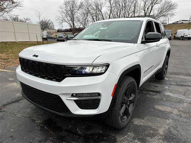 new 2025 Jeep Grand Cherokee car, priced at $51,940