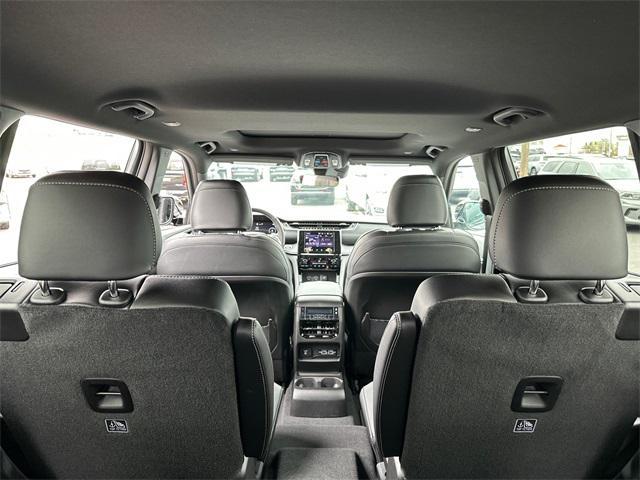 new 2025 Jeep Grand Cherokee L car, priced at $50,175