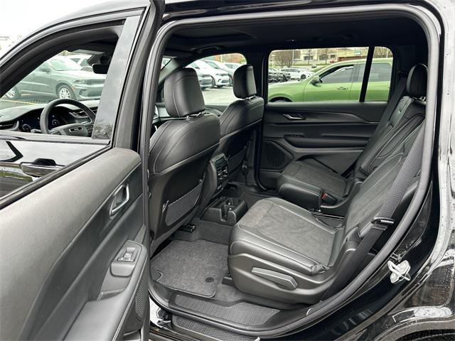 new 2025 Jeep Grand Cherokee L car, priced at $50,175