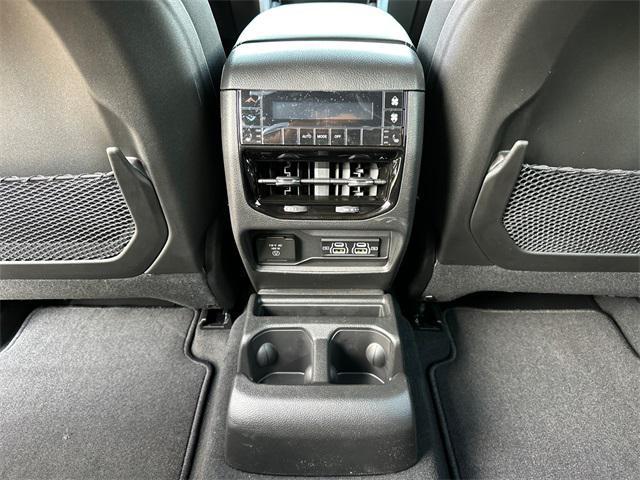 new 2025 Jeep Grand Cherokee L car, priced at $54,535