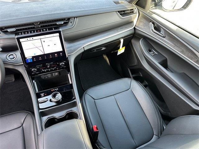 new 2025 Jeep Grand Cherokee L car, priced at $54,535