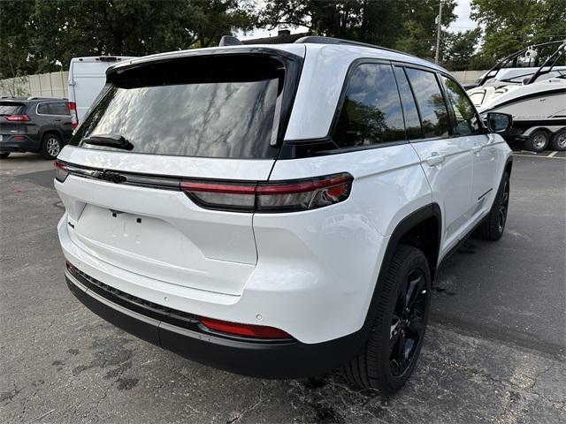new 2025 Jeep Grand Cherokee car, priced at $47,280