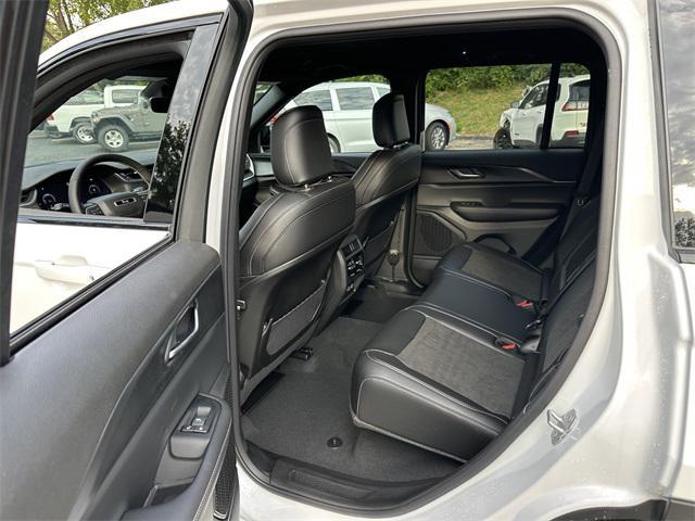 new 2025 Jeep Grand Cherokee car, priced at $47,280