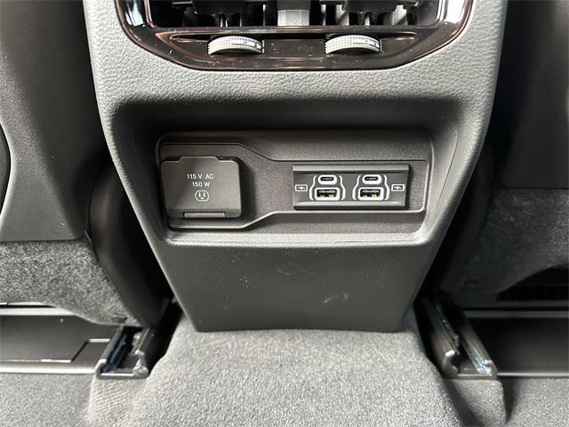 new 2025 Jeep Grand Cherokee car, priced at $47,280