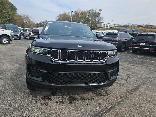 new 2024 Jeep Grand Cherokee car, priced at $36,997