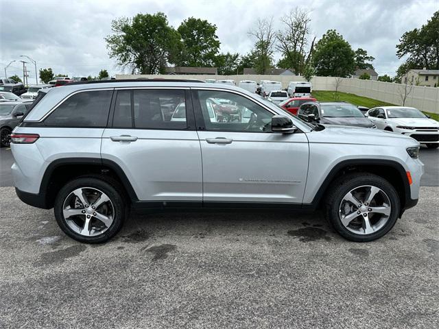 new 2024 Jeep Grand Cherokee car, priced at $55,435